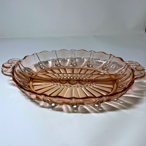 Vintage relish dish, Pearl and Oyster depression glass pattern by Anchor Hocking - Picture 2 of 3